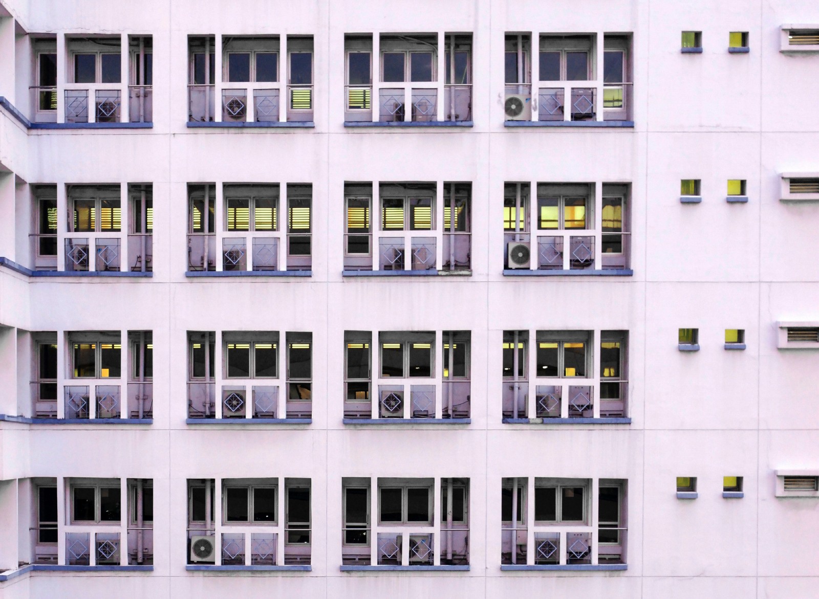 Zinc arc spray can help keep your aluminium tubes last longer.