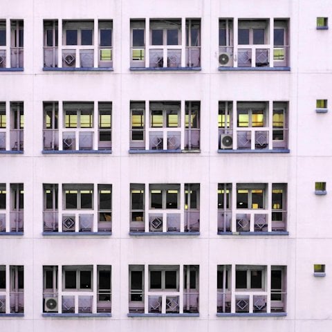 Zinc arc spray can help keep your aluminium tubes last longer.