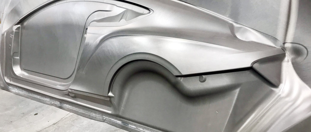 aluminium sheet hot formed for a car body